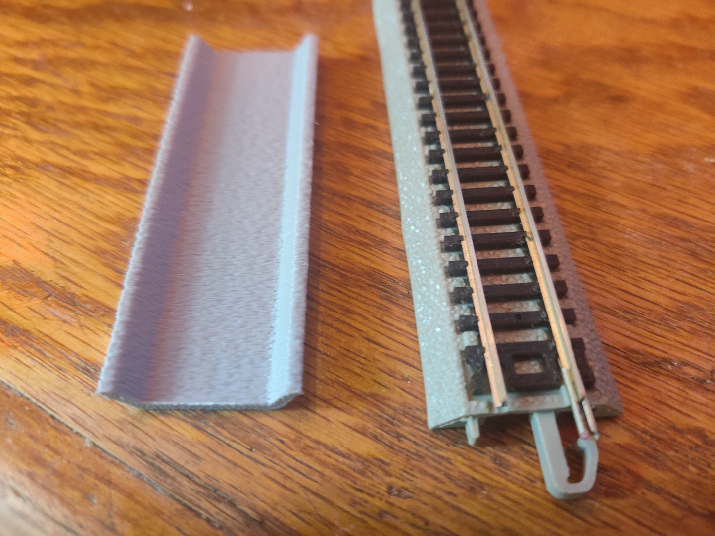 N Scale Bachmann EZ Track to Atlas Flex Track Adapter